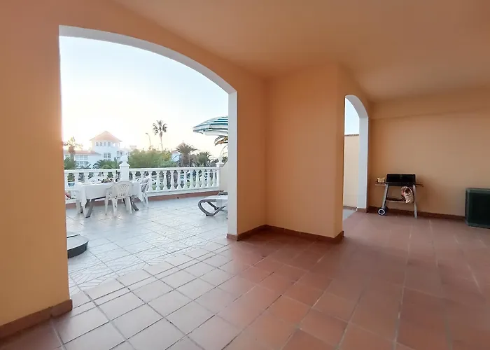 아파트 Veril Del Duque Spacious Terrace 아데제