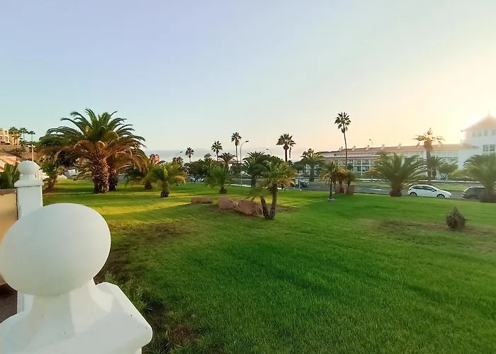 Апартаменты Veril Del Duque Spacious Terrace